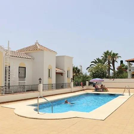 Casa Kasander, Two Bedroom Near With Pool Nerja