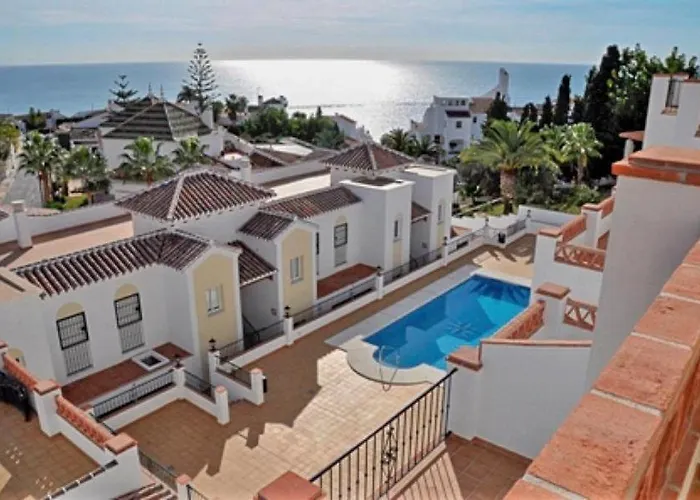 Casa Kasander, Two Bedroom Near With Pool דירה