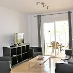 Daire Casa Kasander, Two Bedroom Near With Pool