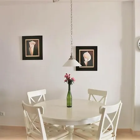 Daire Casa Kasander, Two Bedroom Near With Pool *